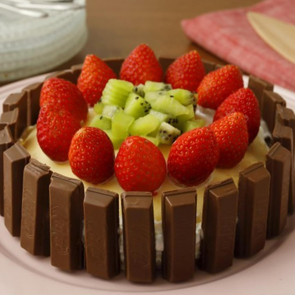 KitKat Wafer Chocolate Strawberry 10P *24